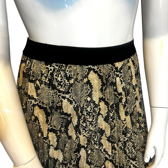 H&M Snakeskin Print Plisse Pleated Midi Skirt, L, Tan, Black & Grey - Picture 4 of 16